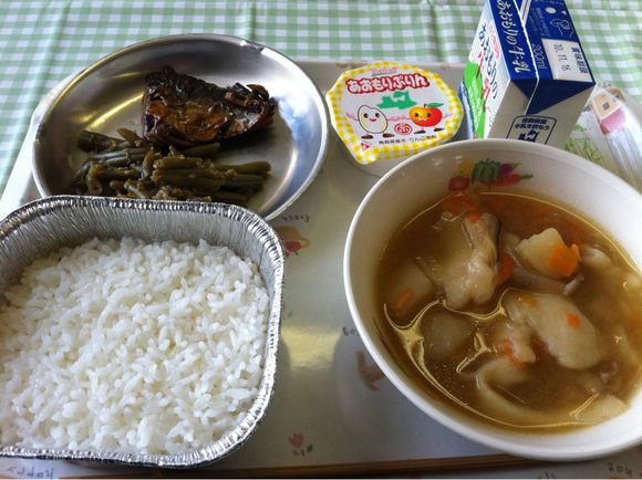 学校給食